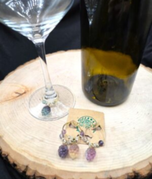 Fluorite Grapes Wine Charms