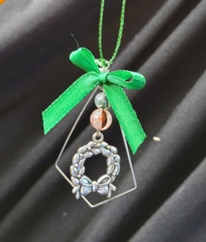 Wreath Ornament (B)