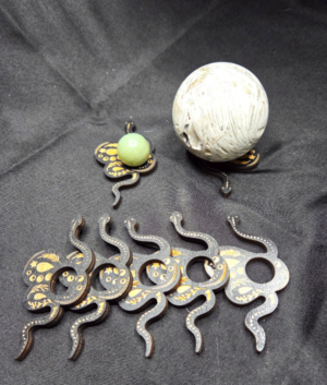 Wood Snake Sphere Holder