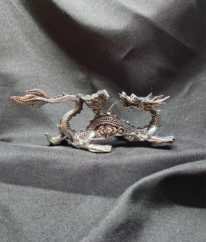 z Metal Chinese Dragon Sphere Holder