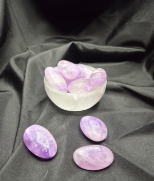 Large Light Amethyst Tumble