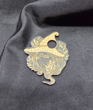 z Wood Pretty Witch Sphere Holder