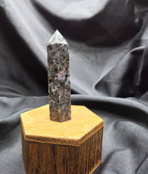 Yooperlite Point (B)