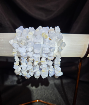 Blue Lace Agate Chip Beads Bracelet