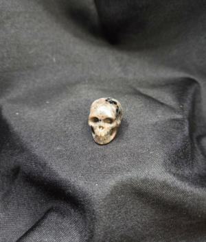 Yooperlite Mini Polished Crystal Skull 1 inches