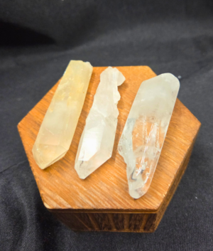 Natural Raw Clear Quartz Point (B)