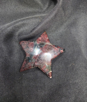 Star-Garnet in Arfvedsonite