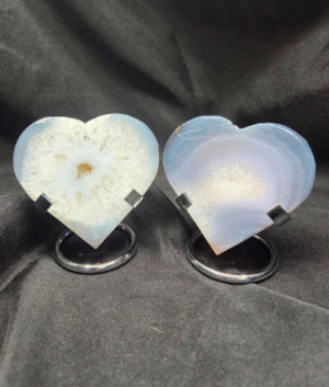 Heart-Gray Agate with Stand (A)