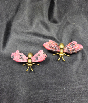 Bee-Rhodonite