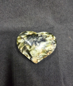 Heart- Green Mica (A)